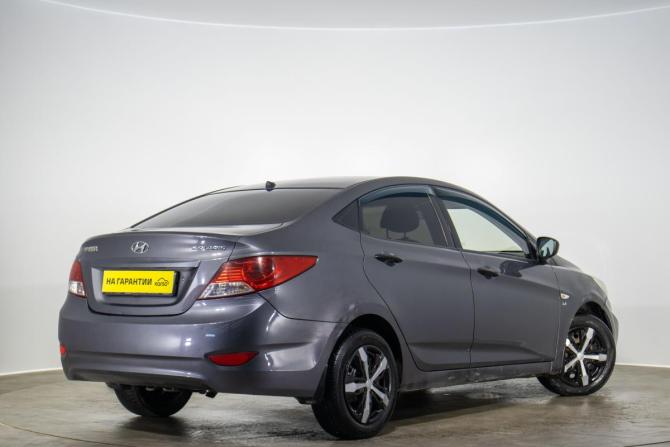 Hyundai Solaris I с пробегом 2013 года, цена 649 000 рублей, 261000 км, седан, Автокод Объявления