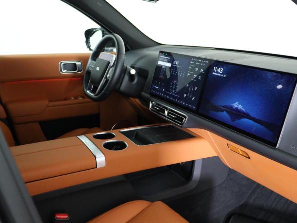 Li Auto (Lixiang) L7 I Рестайлинг с пробегом 2024 года, цена 6 190 000 рублей, 32500 км, внедорожник, Автокод Объявления
