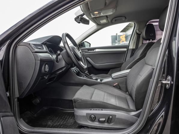 Skoda Superb III с пробегом 2016 года, цена 1 828 000 рублей, 184842 км, лифтбек, Автокод Объявления