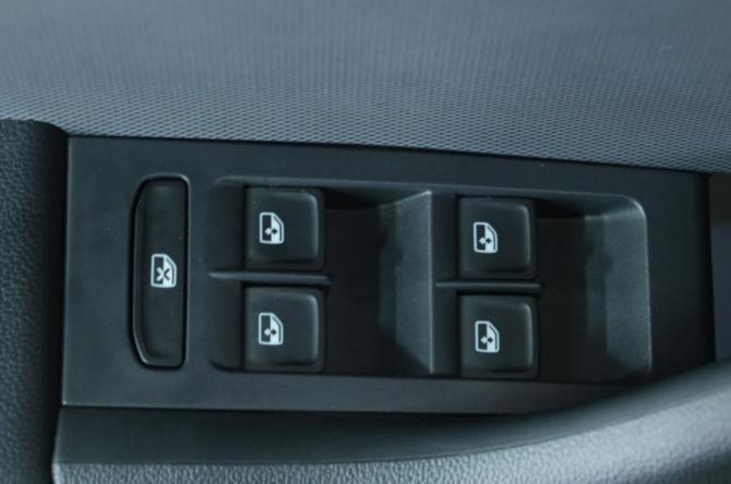 Skoda Rapid II с пробегом 2021 года, цена 2 309 000 рублей, 6000 км, лифтбек, Автокод Объявления