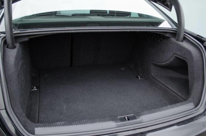 Audi A4 IV (B8) с пробегом 2011 года, цена 940 000 рублей, 371000 км, седан, Автокод Объявления