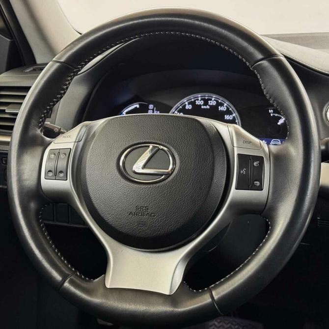 Lexus CT I Москва  - изображение 8