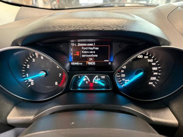 Ford Kuga II Рестайлинг с пробегом 2017 года, цена 1 560 000 рублей, 190440 км, внедорожник, Автокод Объявления