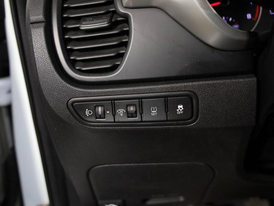 Kia Rio IV Рестайлинг Санкт-Петербург  - изображение 16
