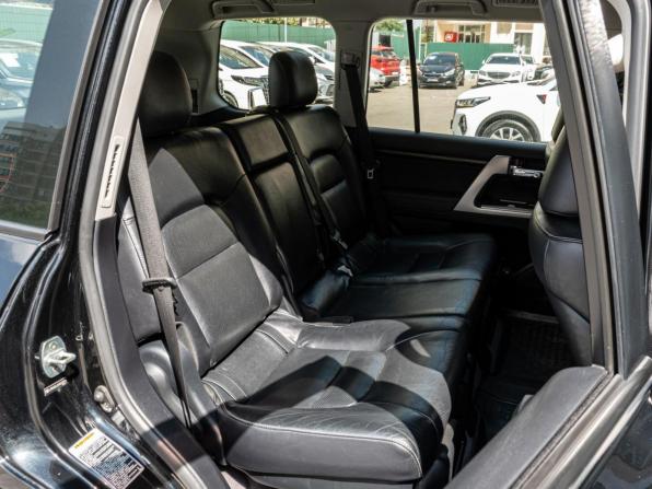 Toyota Land Cruiser 200 Series Рестайлинг 1 с пробегом 2012 года, цена 3 550 000 рублей, 133536 км, внедорожник, Автокод Объявления