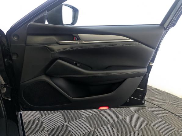 Mazda 6 III (GJ) Рестайлинг 2 с пробегом 2021 года, цена 3 315 000 рублей, 66052 км, седан, Автокод Объявления