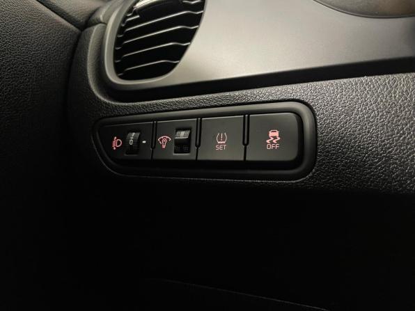 Kia Rio IV Рестайлинг с пробегом 2021 года, цена 1 522 000 рублей, 125202 км, хэтчбек, Автокод Объявления