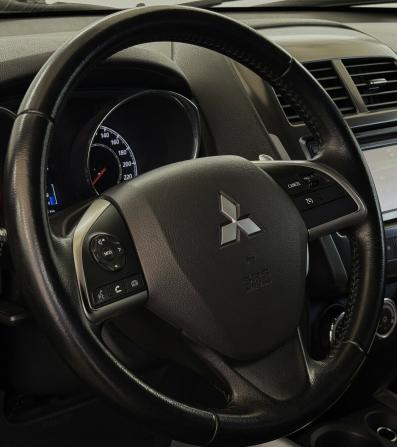 Mitsubishi ASX I Рестайлинг с пробегом 2012 года, цена 1 100 000 рублей, 211256 км, внедорожник, Автокод Объявления