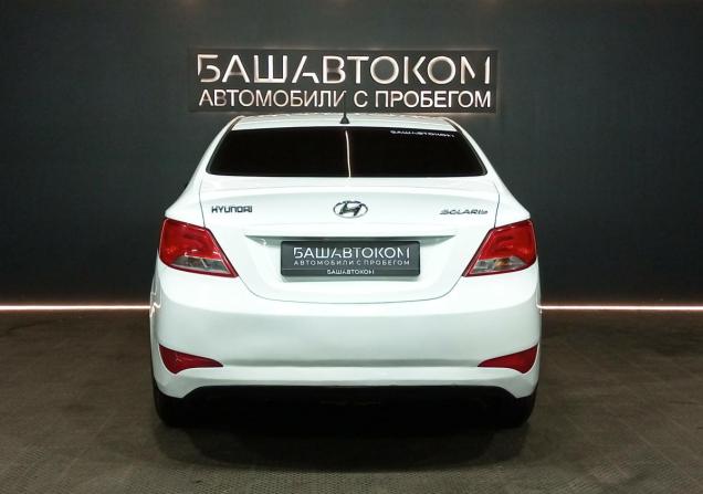 Hyundai Solaris I Рестайлинг с пробегом 2015 года, цена 844 000 рублей, 164081 км, седан, Автокод Объявления