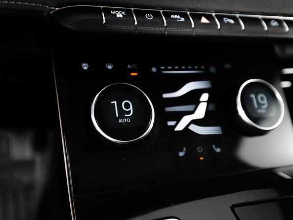 Exeed LX I Рестайлинг с пробегом 2022 года, цена 1 840 000 рублей, 36609 км, внедорожник, Автокод Объявления