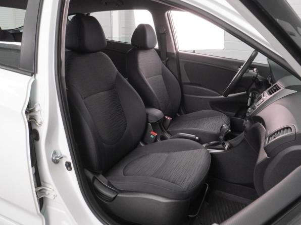 Hyundai Solaris I Рестайлинг с пробегом 2014 года, цена 1 145 000 рублей, 128523 км, хэтчбек, Автокод Объявления
