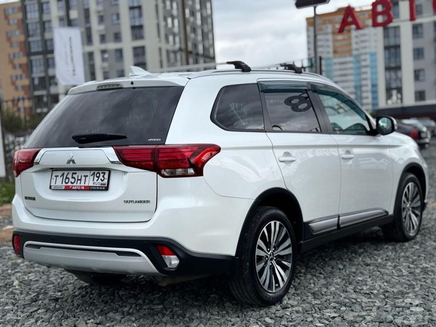 Mitsubishi Outlander III Рестайлинг 3 Ижевск  - изображение 9