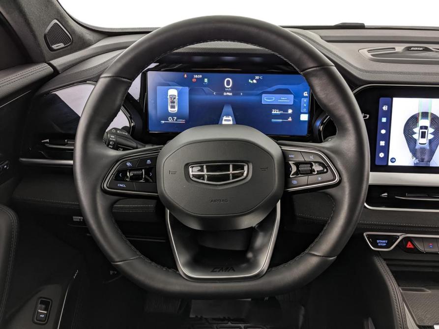 Geely Monjaro I Москва  - изображение 21