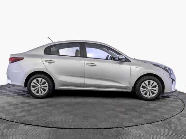 Kia Rio IV Рестайлинг с пробегом 2021 года, цена 1 665 000 рублей, 49961 км, седан, Автокод Объявления