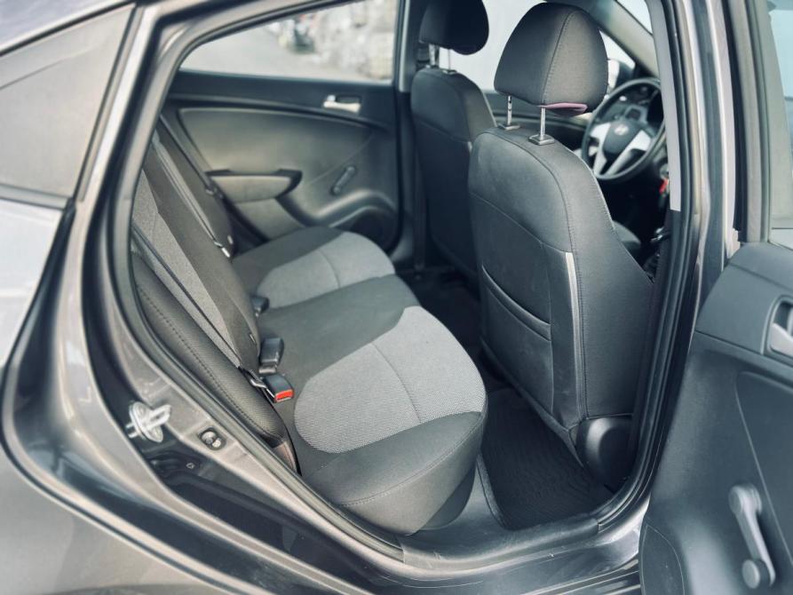 Hyundai Solaris I Санкт-Петербург  - изображение 9