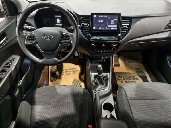Hyundai Solaris II с пробегом 2020 года, цена 1 332 800 рублей, 80026 км, седан, Автокод Объявления