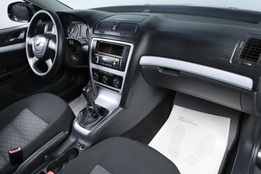 Skoda Octavia II (A5) Рестайлинг Челябинск  - изображение 12