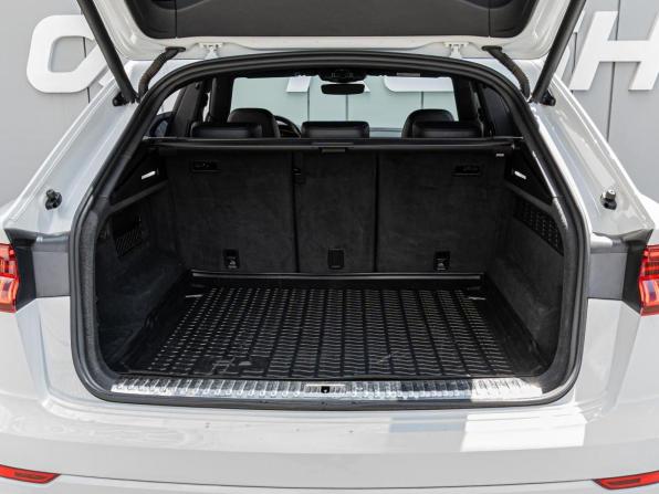 Audi Q8 I (4M) с пробегом 2019 года, цена 5 570 000 рублей, 144959 км, внедорожник, Автокод Объявления