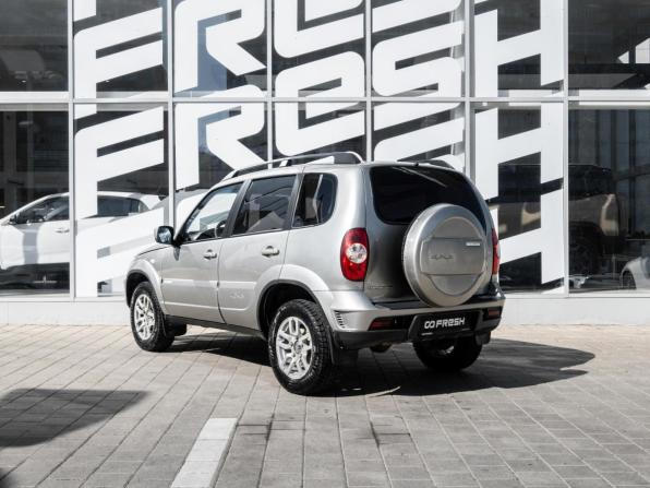 Chevrolet Niva I Рестайлинг с пробегом 2015 года, цена 698 000 рублей, 171355 км, внедорожник, Автокод Объявления