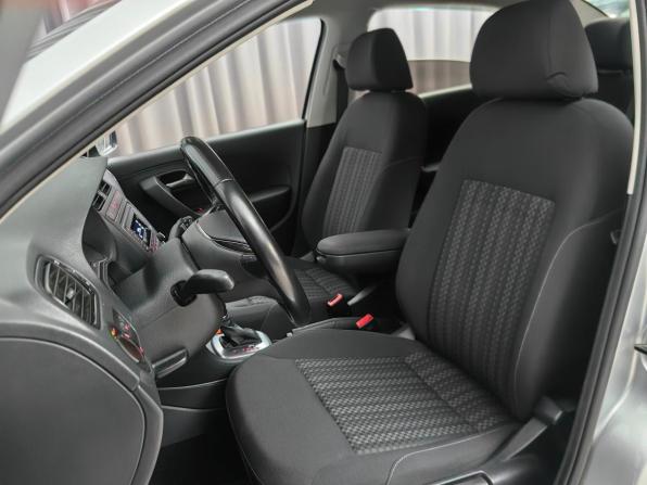 Volkswagen Polo V Рестайлинг с пробегом 2017 года, цена 1 149 000 рублей, 104988 км, седан, Автокод Объявления