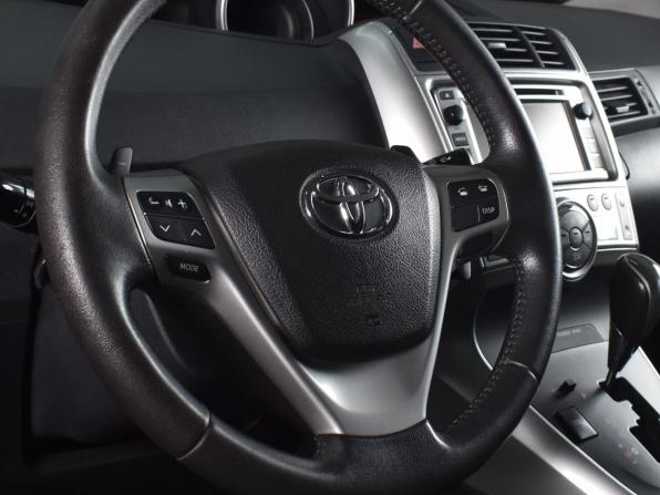 Toyota Verso I с пробегом 2012 года, цена 1 149 995 рублей, 263091 км, компактвэн, Автокод Объявления