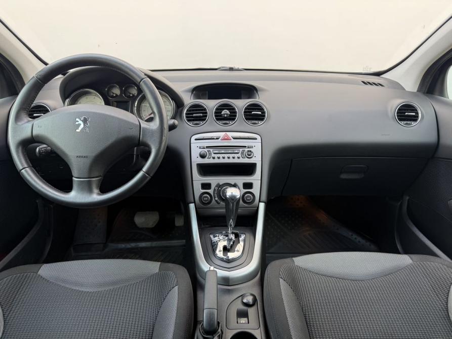 Peugeot 308 I Москва  - изображение 13