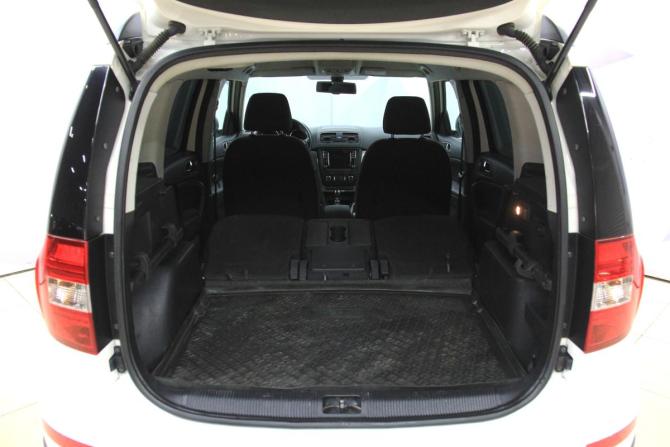 Skoda Yeti I Рестайлинг с пробегом 2014 года, цена 1 069 000 рублей, 191835 км, внедорожник, Автокод Объявления