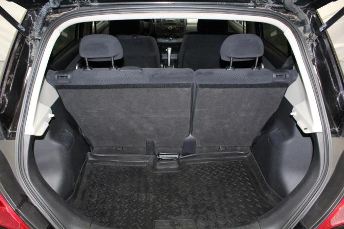 Nissan Tiida I Рестайлинг с пробегом 2011 года, цена 649 000 рублей, 195978 км, хэтчбек, Автокод Объявления