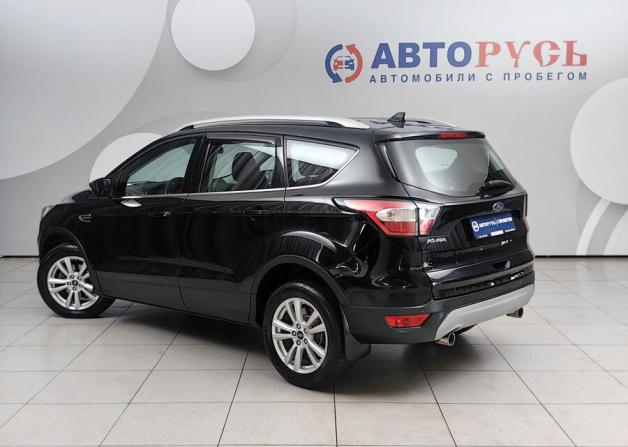 Ford Kuga II Рестайлинг с пробегом 2018 года, цена 1 368 000 рублей, 233780 км, внедорожник, Автокод Объявления