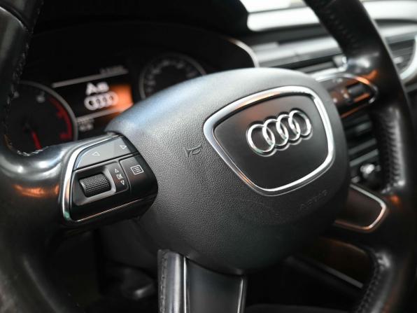 Audi A6 IV (C7) с пробегом 2013 года, цена 1 809 900 рублей, 166800 км, седан, Автокод Объявления