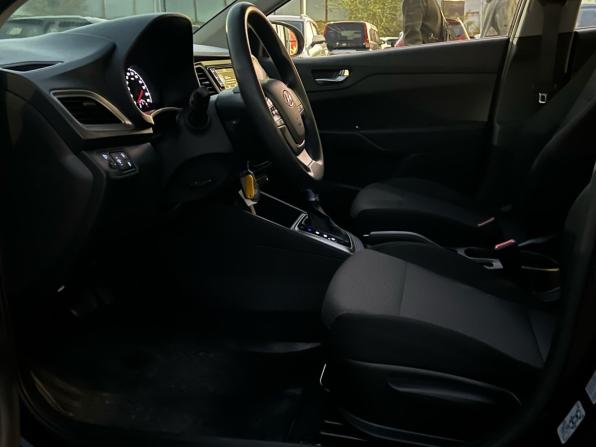 Hyundai Solaris II Рестайлинг с пробегом 2020 года, цена 1 649 000 рублей, 132299 км, седан, Автокод Объявления