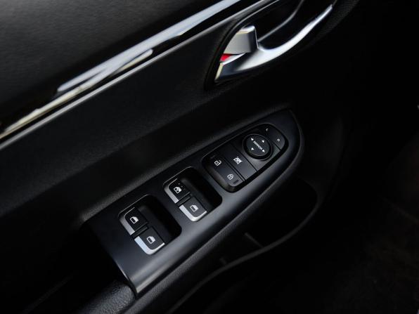 Kia Rio IV с пробегом 2019 года, цена 1 720 000 рублей, 76279 км, хэтчбек, Автокод Объявления