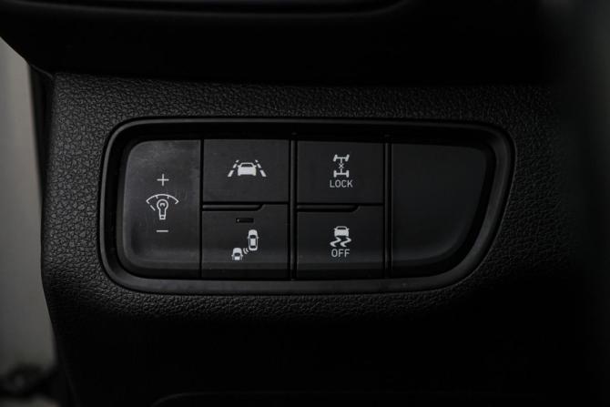 Hyundai Santa Fe IV с пробегом 2019 года, цена 3 190 000 рублей, 59894 км, внедорожник, Автокод Объявления