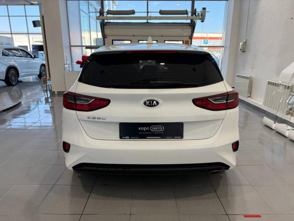 Kia Ceed III с пробегом 2018 года, цена 1 598 000 рублей, 73113 км, хэтчбек, Автокод Объявления