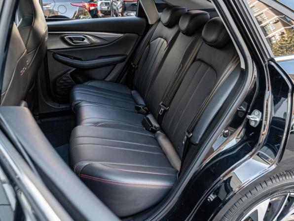 BAIC U5 Plus с пробегом 2023 года, цена 1 430 000 рублей, 43275 км, седан, Автокод Объявления