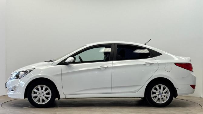 Hyundai Solaris I Рестайлинг с пробегом 2015 года, цена 859 000 рублей, 127000 км, седан, Автокод Объявления