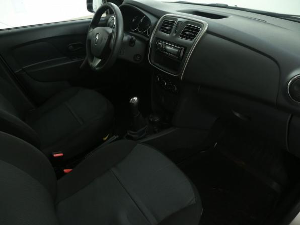 Renault Logan II с пробегом 2015 года, цена 584 000 рублей, 192900 км, седан, Автокод Объявления