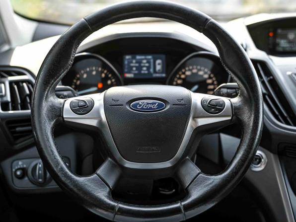 Ford Kuga II с пробегом 2015 года, цена 1 140 000 рублей, 224411 км, внедорожник, Автокод Объявления