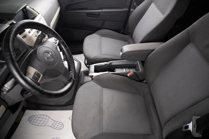 Opel Zafira B Рестайлинг с пробегом 2008 года, цена 799 000 рублей, 198000 км, компактвэн, Автокод Объявления
