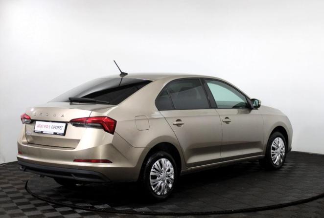 Skoda Rapid II с пробегом 2022 года, цена 1 690 000 рублей, 46344 км, лифтбек, Автокод Объявления