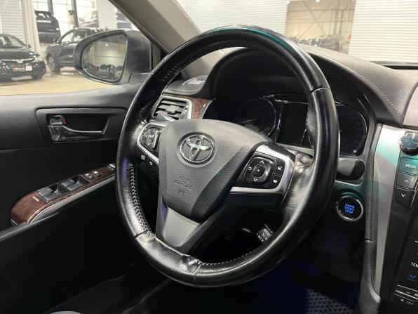 Toyota Camry VII (XV50) Рестайлинг с пробегом 2015 года, цена 1 710 000 рублей, 197100 км, седан, Автокод Объявления