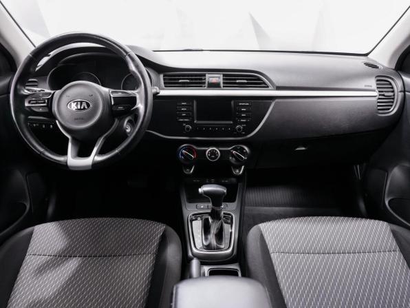 Kia Rio IV с пробегом 2018 года, цена 1 340 000 рублей, 73242 км, седан, Автокод Объявления