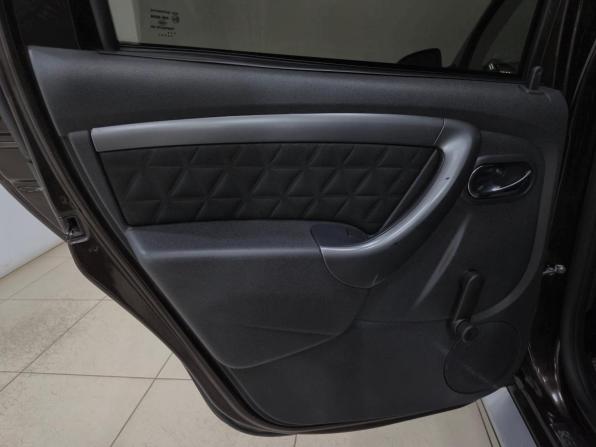 Renault Duster I Рестайлинг с пробегом 2017 года, цена 1 300 000 рублей, 64393 км, внедорожник, Автокод Объявления
