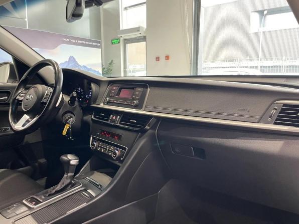 Kia Optima IV Рестайлинг с пробегом 2018 года, цена 1 838 000 рублей, 93646 км, седан, Автокод Объявления