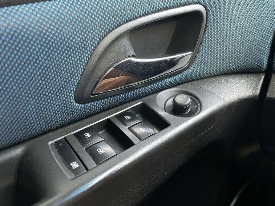Chevrolet Cruze I Рестайлинг Екатеринбург  - изображение 19