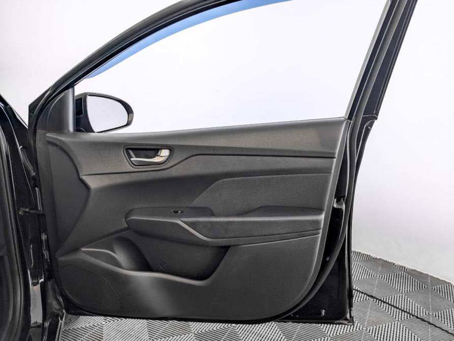 Hyundai Solaris II Москва  - изображение 24