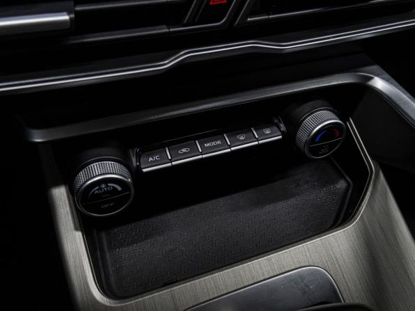 Geely Coolray I с пробегом 2022 года, цена 1 790 000 рублей, 47550 км, внедорожник, Автокод Объявления