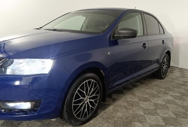 Skoda Rapid I с пробегом 2015 года, цена 870 000 рублей, 162137 км, лифтбек, Автокод Объявления