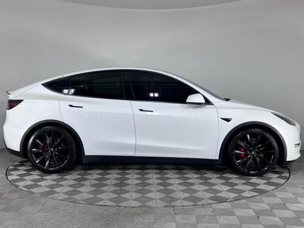Tesla Model Y I с пробегом 2022 года, цена 4 750 000 рублей, 50569 км, внедорожник, Автокод Объявления