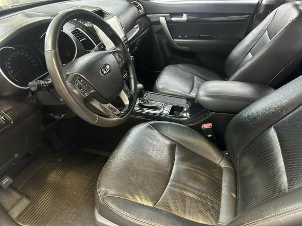 Kia Sorento II Рестайлинг с пробегом 2017 года, цена 2 051 554 рубля, 196429 км, внедорожник, Автокод Объявления